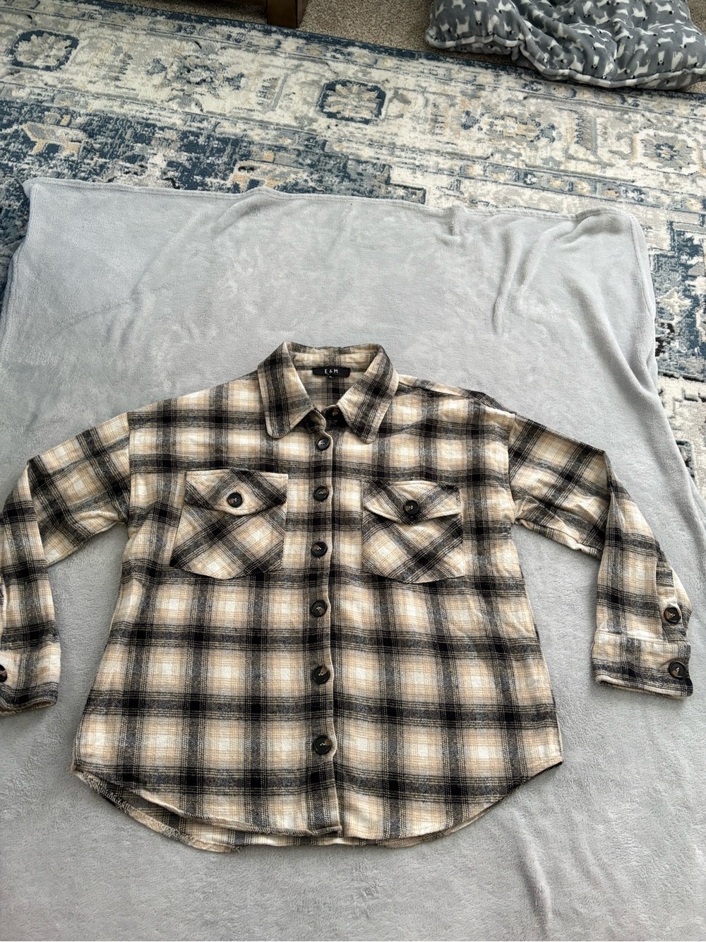 Plaid Button-Down Shirt Jacket in Beige and Black - CYN